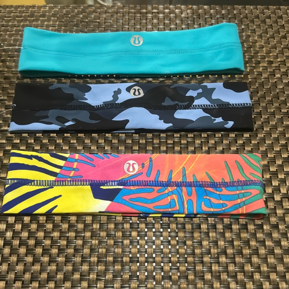 Brand New Fly Away Tamer LuLuLemon Headbands
